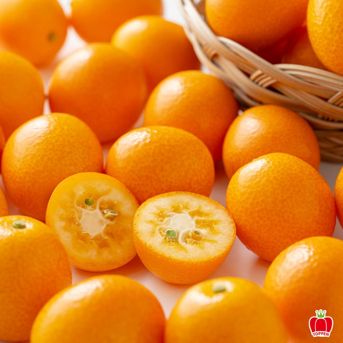 樹上完熟　フルーツきんかん　１ｋｇ（2L〜L／３０玉前後）