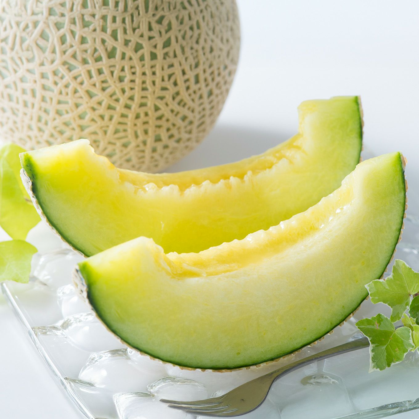 杉本農園さんのアールスメロン　 2玉入り【送料無料】